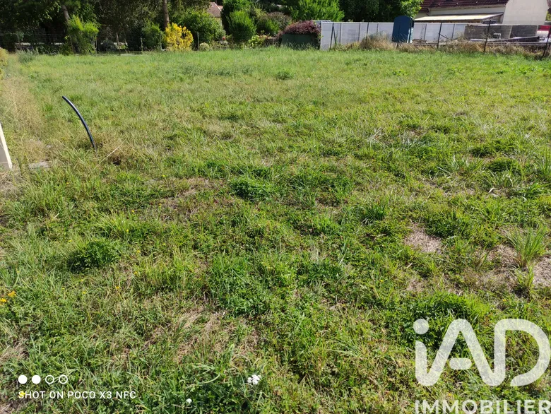 Terrain à bâtir à Suippes (51600) · 39 000 €