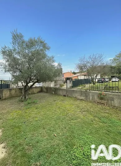 Maison de village à Saint-Quentin-la-Poterie (30700)
