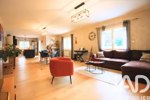 Apartment in Aubagne (13400)