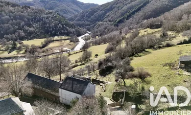 House in Maurines (15110)