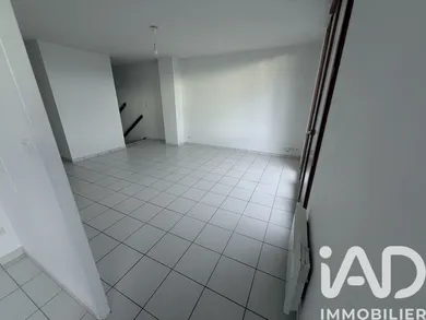 Duplex à Saint-Jacques-de-la-Lande (35136)