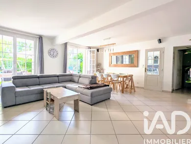 Traditional house in Breuillet (91650)