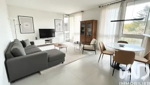 Apartment in Montigny-le-Bretonneux (78180)