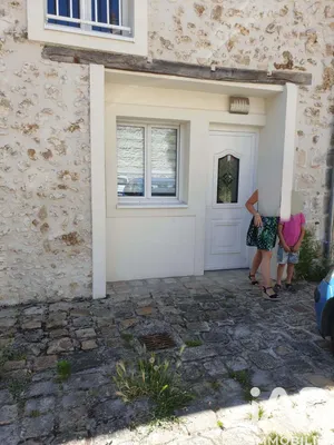 Apartment in Bruyères-le-Châtel (91680)