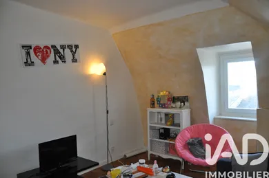 Apartment in Laissac (12310)