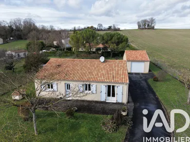 Maison traditionnelle à Touvre (16600)