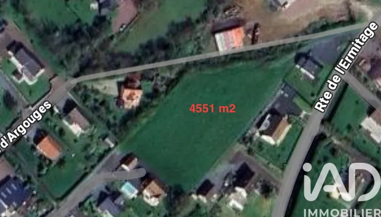 Terrain à bâtir à Gratot (50200) · 118 000 €