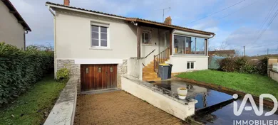 Detached house in Airvault (79600)