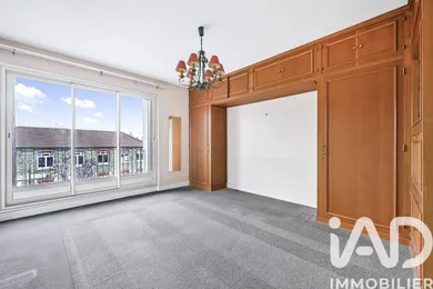 Apartment in Colombes (92700)