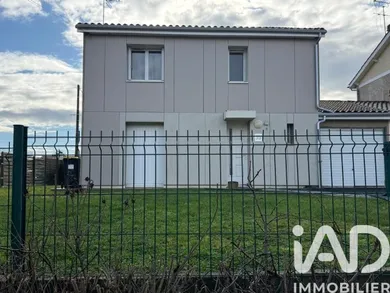 Maison à Galgon (33133)