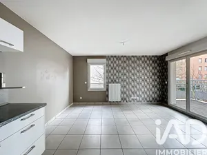 Appartement à Oullins (69310)