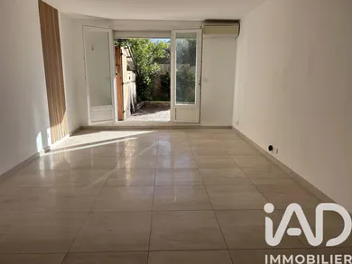 Apartment in Toulon (83200)