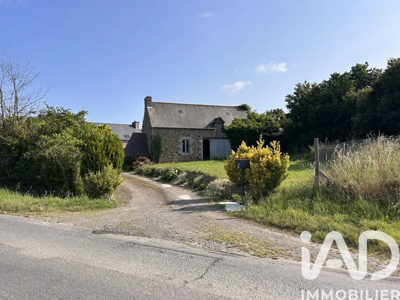 Maison 1 pièce 90 m² · à Hillion · 90 m² · 137 000 €