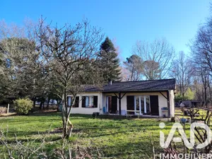 House in Saint-Selve (33650)