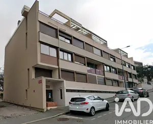 Apartment in Saint-Étienne (42100)