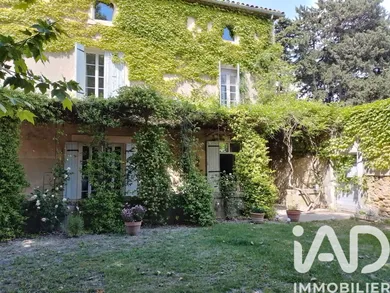 Mansion in Orange (84100)