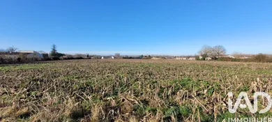 Building plot in Saint-Julien-de-l'Escap (17400)