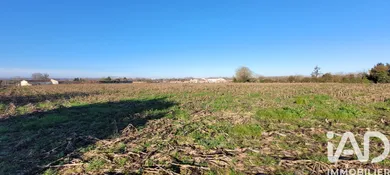 Terrain à bâtir à Saint-Julien-de-l'Escap (17400)