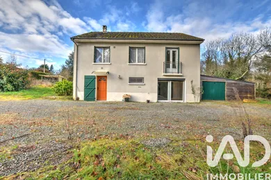 Village house in Saint-Cyr (87310)