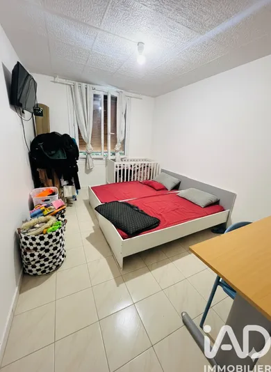 Apartment in Creil (60100)