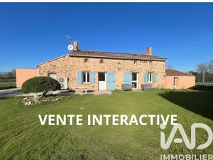 Maison de campagne à Saint Maurice Étusson (79150)