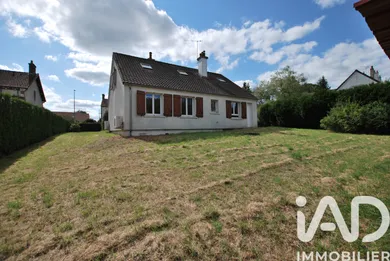 House in Ouzouer-sur-Trézée (45250)