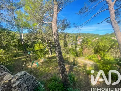 Terrain à bâtir à Nîmes (30900)