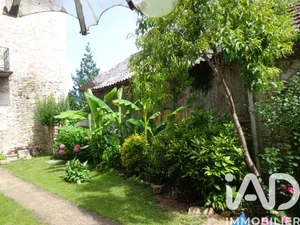 Village house in Les Quatres Routes du Lot (46110)