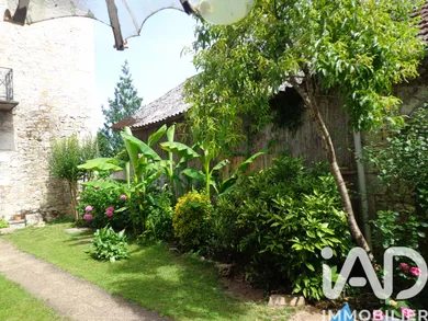 Village house in Les Quatres Routes du Lot (46110)