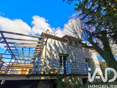 Village house in Cardaillac (46100)