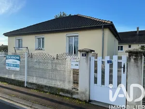 Townhouse in La Chapelle-Saint-Luc (10600)