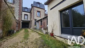House in Gisors (27140)