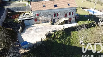Maison de campagne à Lescure-Jaoul (12440)