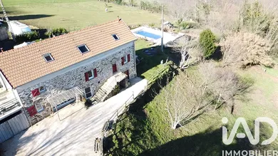 Park home in Lescure-Jaoul (12440)