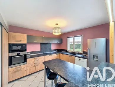 Architectural house in Chaspuzac (43320)