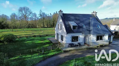 Maison traditionnelle à Tréglamus (22540)