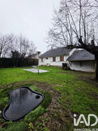 House in Maysel (60660)