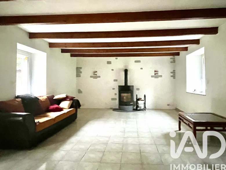 Maison 9 pièces 160 m² · à Tressignaux · 160 m² · 360 000 €