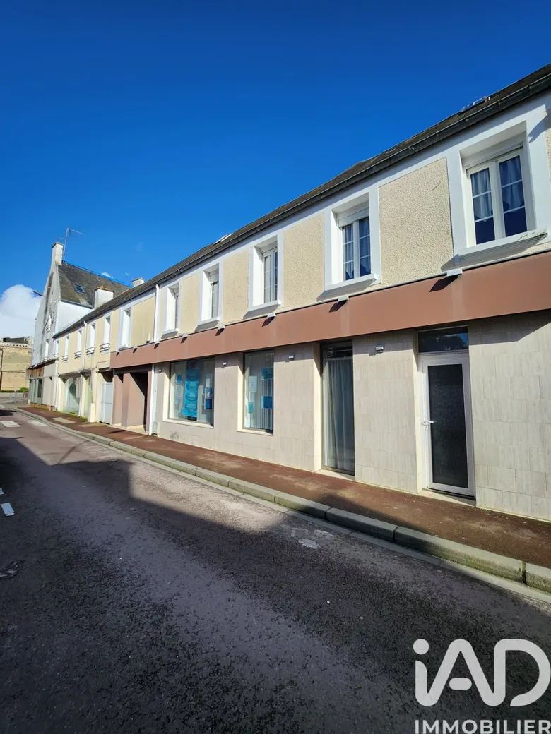 Maison 6 pièces 180 m² · à Isigny-sur-Mer · 180 m² · 187 000 €