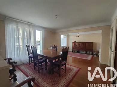 Apartment in Troyes (10000)