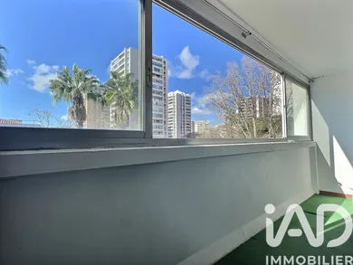 Apartment in Toulon (83000)