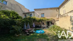 Maison de village à Velleron (84740)