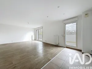 Apartment in Bussy-Saint-Georges (77600)