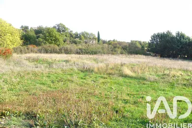 Terrain à bâtir à Pierrevert (04860)