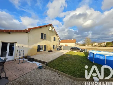 Immeuble à Lantenot (70200)