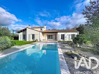 Detached house in Le Gué-de-Velluire (85770)