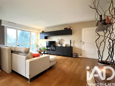 Apartment in Chennevières-sur-Marne (94430)