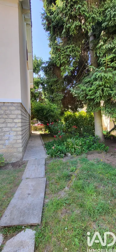 House in Vélizy-Villacoublay (78140)
