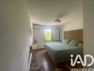 Apartment in SAINTE CLOTILDE (97490)