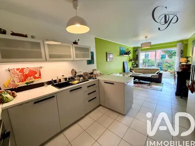 Apartment in Six-Fours-les-Plages (83140)